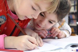 Lire la suite à propos de l’article Qu’est-ce que l’éducation Montessori?